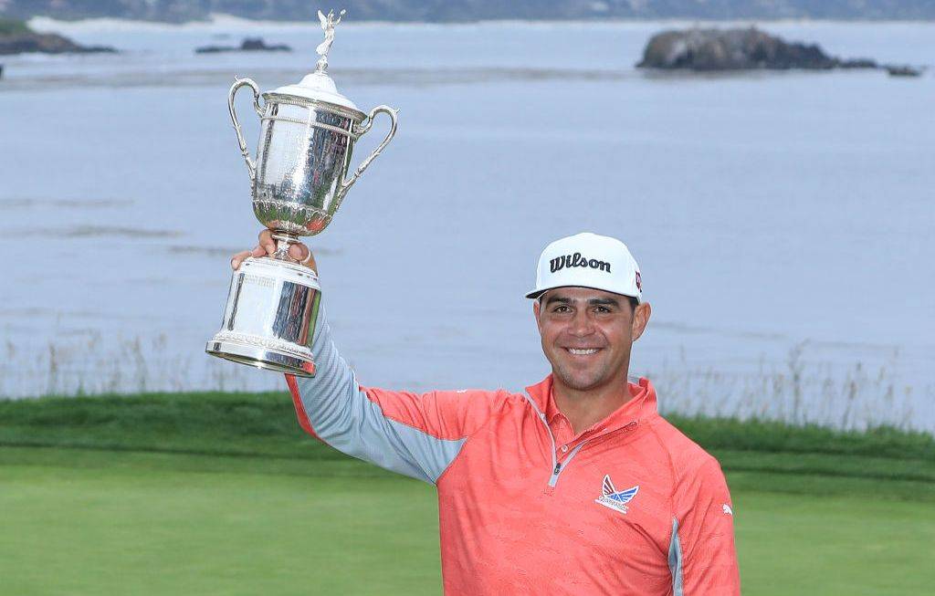 Gary Woodland trophy